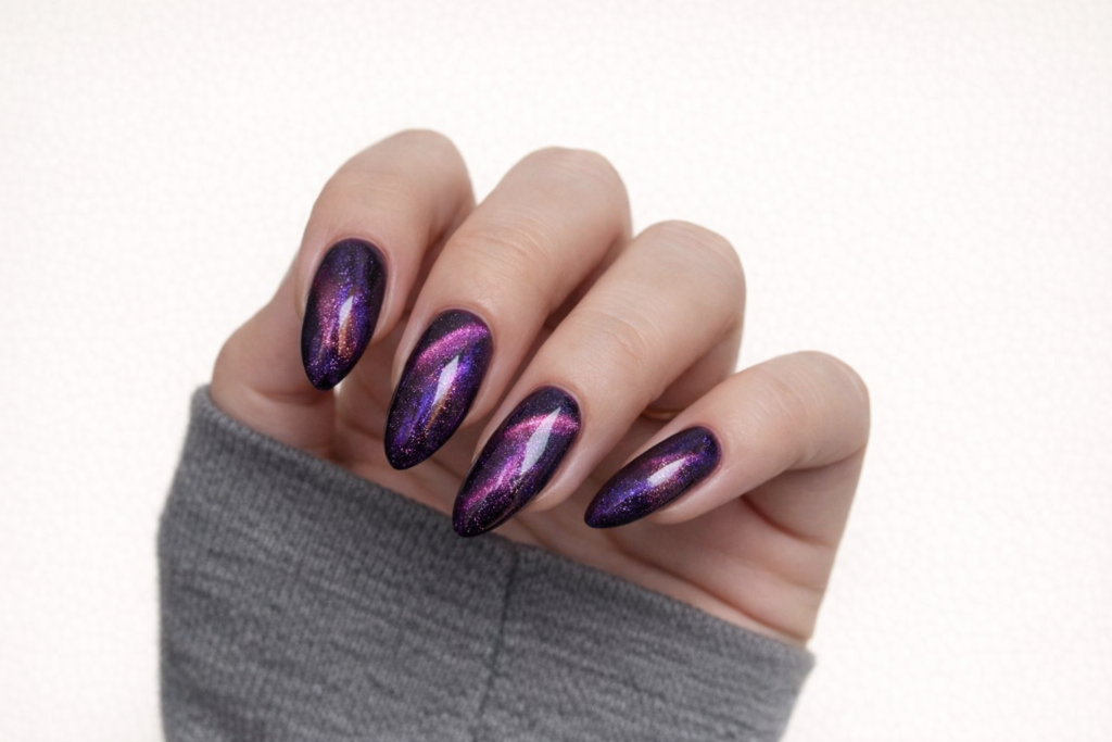 cat eye nail polish 