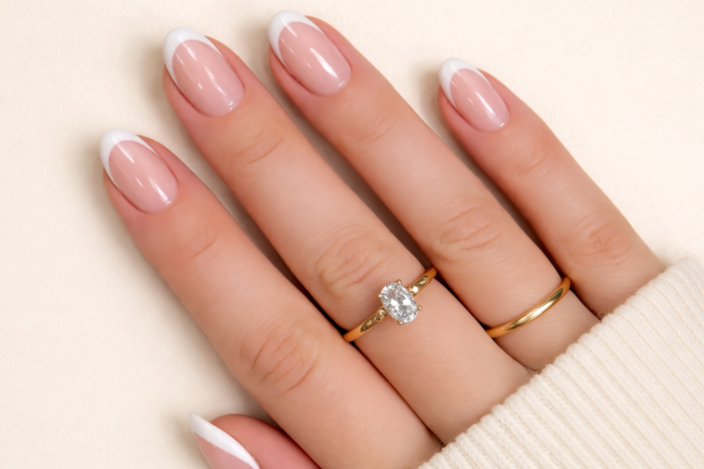 almond french tip nails