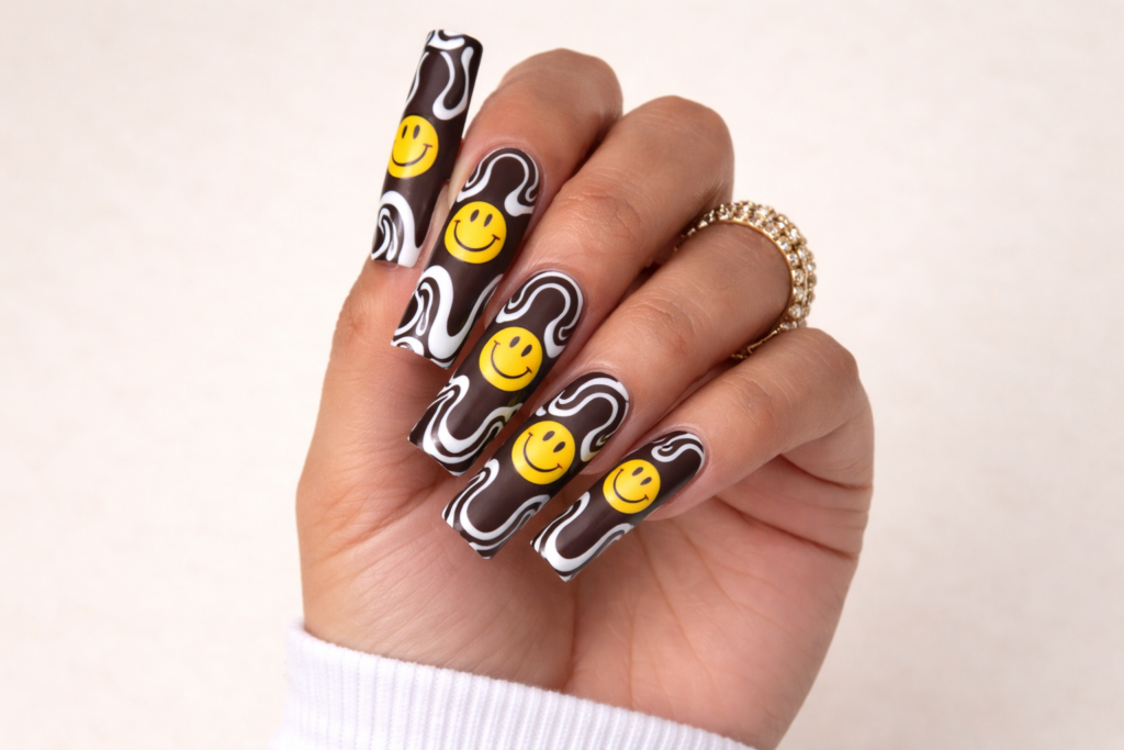 Y2k nails