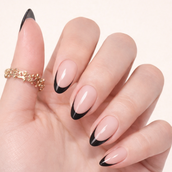 black french tip nails