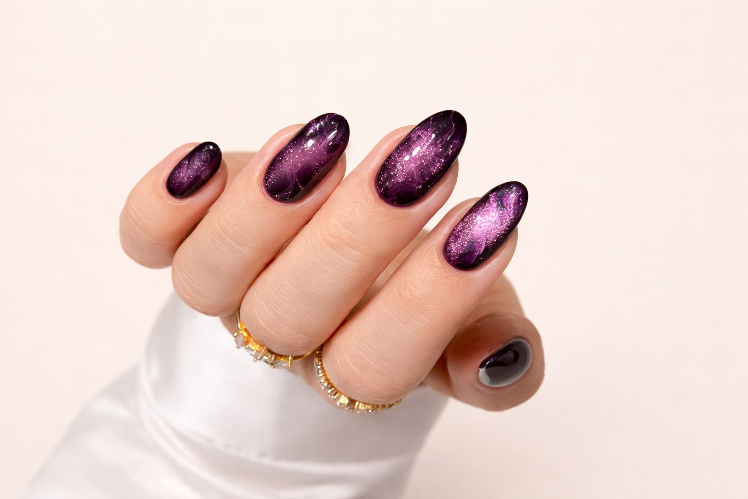 Velvet Nails Ideas: Trendy Designs You’ll Want to Try in 2026